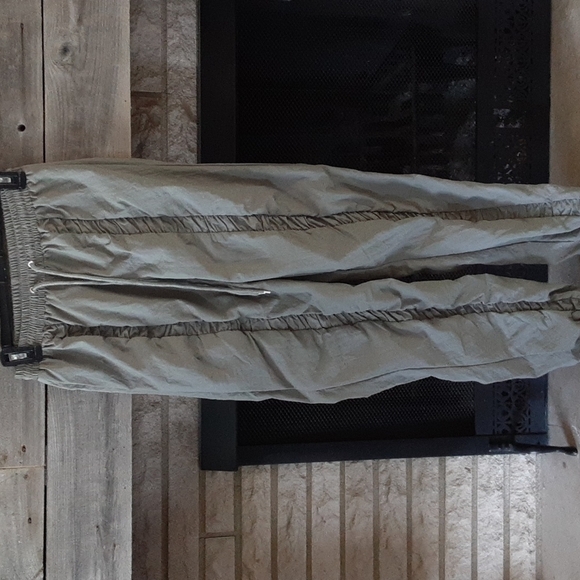 Misguided elastic waist cuffed but slouch Festival pants size 4 greenish brown - Picture 1 of 8